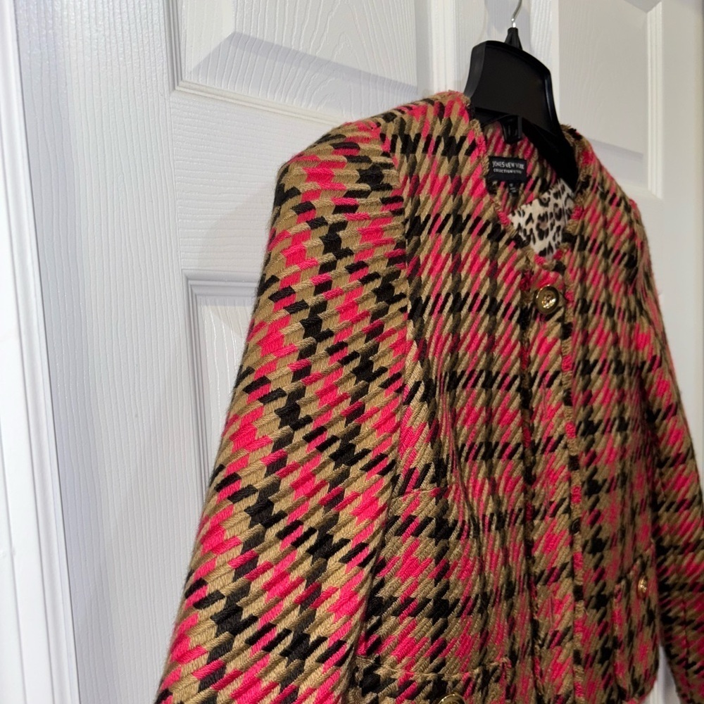 Jones New York Signature Women Short Jacket BLAZER Sz 6P PLAID PINK/BLACK/TAN.‌‌ - Picture 4 of 9